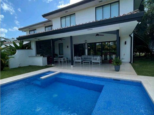 Appartement à Farallón, Distrito de La Pintada