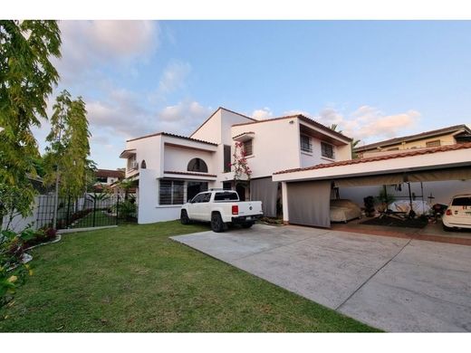 Πολυτελή κατοικία σε Betania, Distrito de Panamá