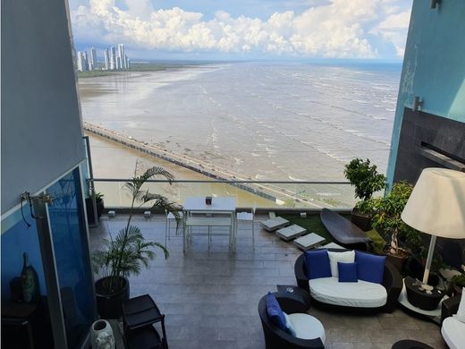 Piso / Apartamento en Coco del Mar, Distrito de Panamá