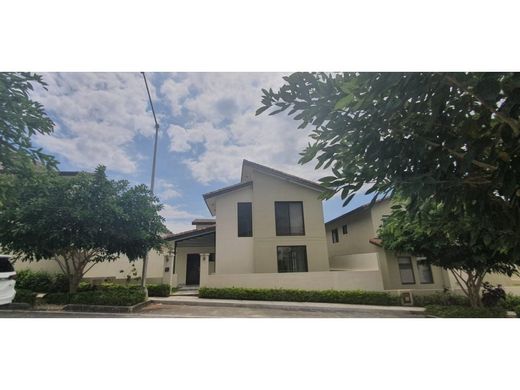 Luxury home in Arraiján, Distrito Arraiján