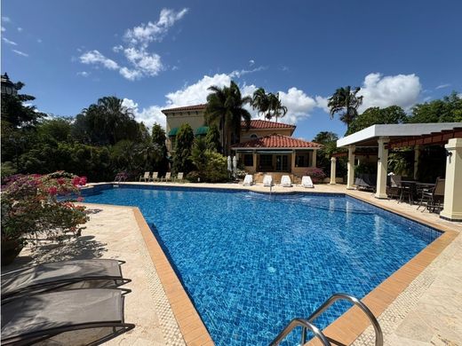 Casa de lujo en Playa Coronado, Provincia de Coclé