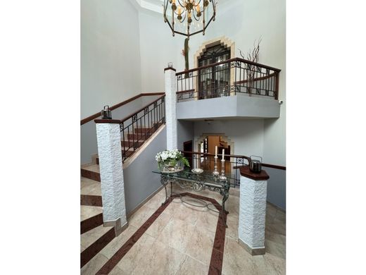 Luxus-Haus in Panama-Stadt, Distrito de Panamá