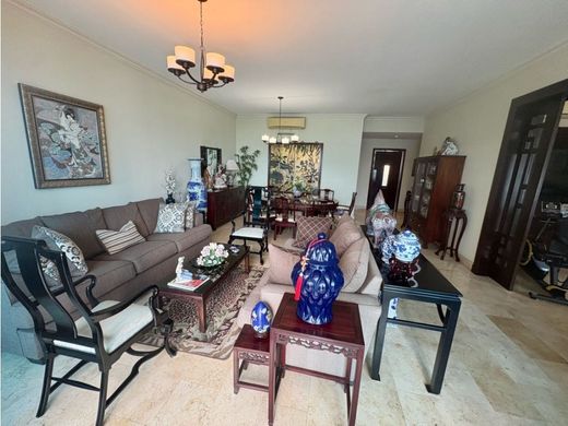 Piso / Apartamento en Bella Vista, Distrito de Donoso