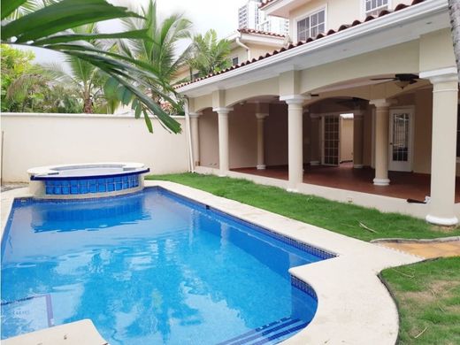 Luxury home in Juan Díaz, Distrito de Antón