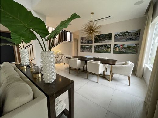 Luksusowy dom w Juan Díaz, Distrito de Antón