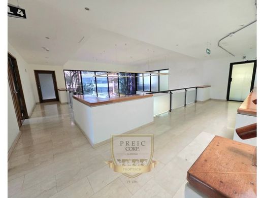 Residential complexes in Panama City, Distrito de Panamá