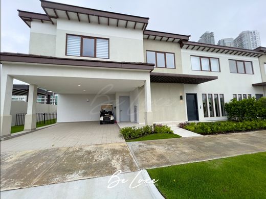 Элитный дом, Панама, Distrito de Panamá