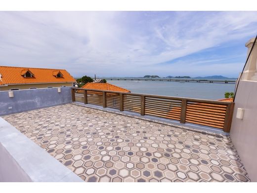 Wohnkomplexe in Panama-Stadt, Distrito de Panamá