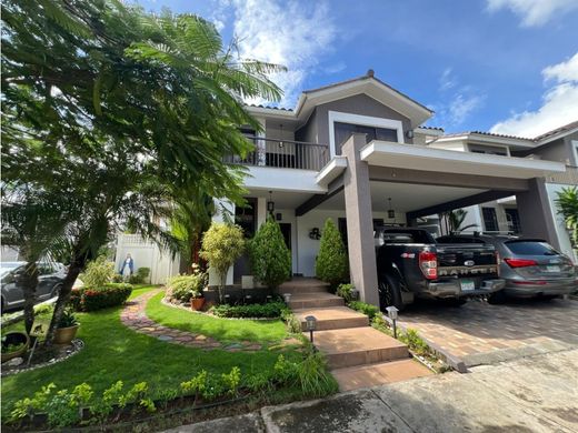 Casa di lusso a San Miguelito, Distrito San Miguelito