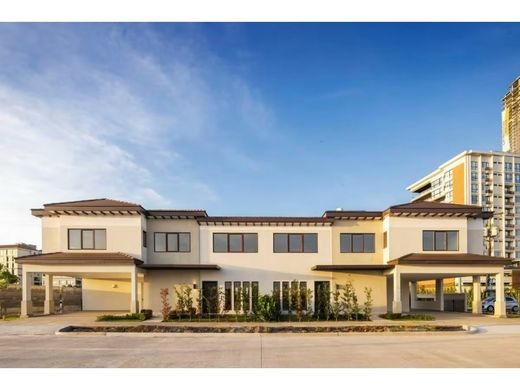 Casa de luxo - Juan Díaz, Distrito de Antón