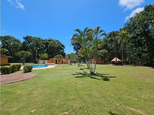 Gutshaus oder Landhaus in Río Hato, Distrito de Antón