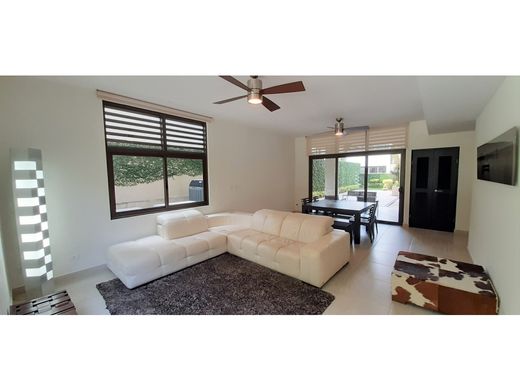 Luxury home in Arraiján, Distrito Arraiján