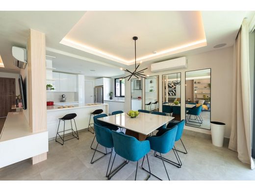 Luxus-Haus in Arraiján, Distrito Arraiján