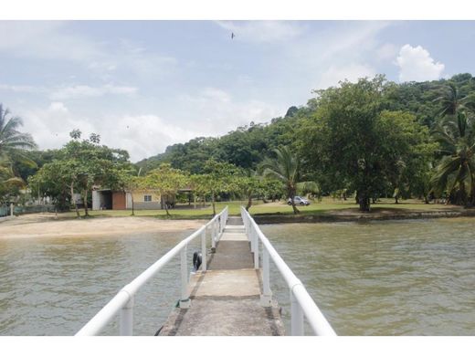Terreno a Portobelo, Distrito de Portobelo