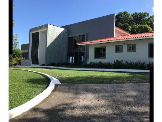 Casa de lujo en alquiler mensual Río Hato