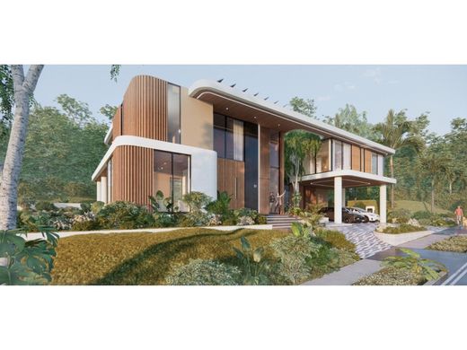 Luxus-Haus in Arraiján, Distrito Arraiján