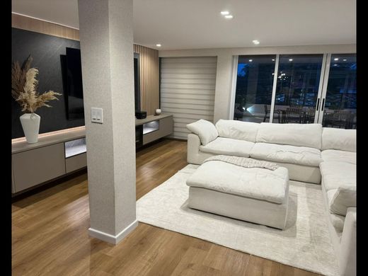 호화 저택 / San Miguelito, Distrito San Miguelito