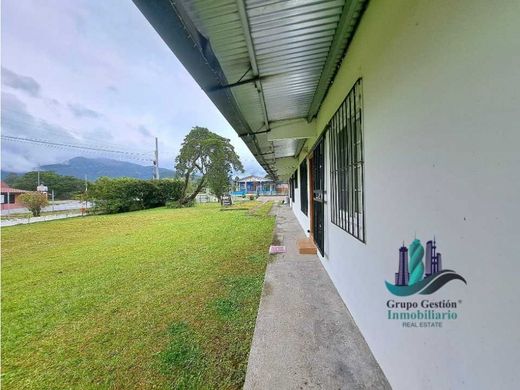 Casa di lusso a Volcán, Distrito de Bugaba