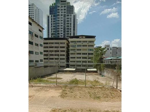 Terreno a Bella Vista, Distrito de Donoso