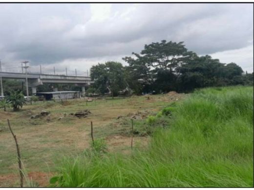 Terreno a Tocumen, Distrito de Panamá