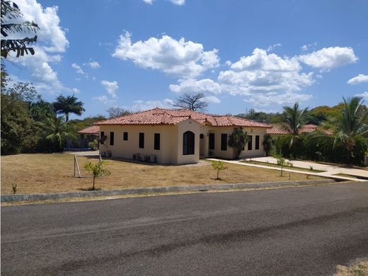 Luksusowy dom w San Carlos, Distrito de San Carlos