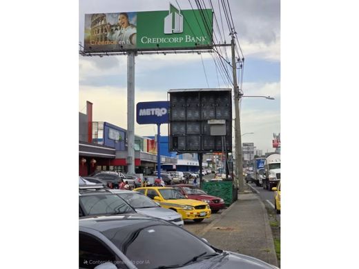 콘도미니엄 / Bella Vista, Distrito de Donoso