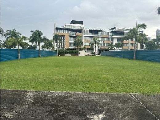 パナマシティ, Distrito de Panamáの土地