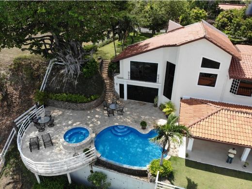 منزل ﻓﻲ Santa Clara, Distrito de Antón