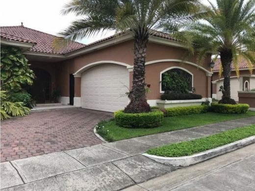 Luksusowy dom w Juan Díaz, Distrito de Antón