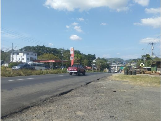 ‏בתים כפריים או חוות ב  La Chorrera, Distrito de La Chorrera