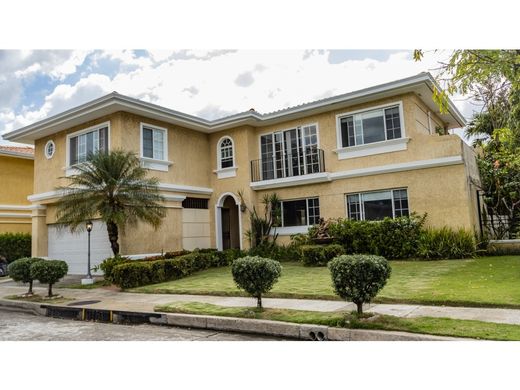 Πολυτελή κατοικία σε Juan Díaz, Distrito de Antón