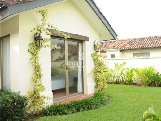 Πολυτελή κατοικία σε Farallón, Distrito de La Pintada