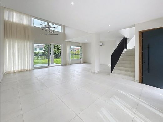 Πολυτελή κατοικία σε Juan Díaz, Distrito de Antón