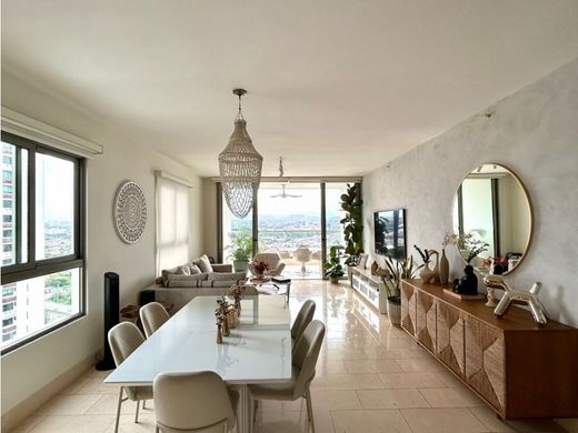 Daire Juan Díaz, Distrito de Antón