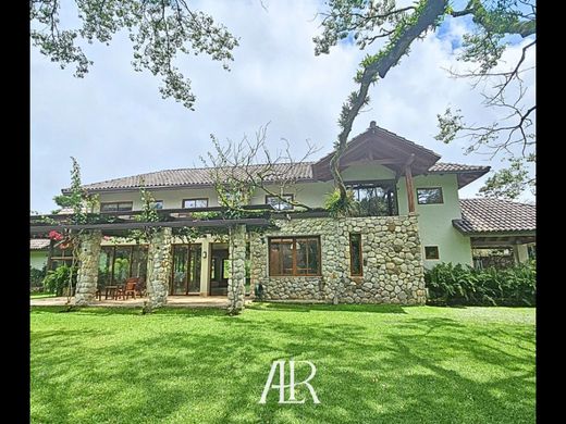 Luxury home in Antón, Distrito de Antón