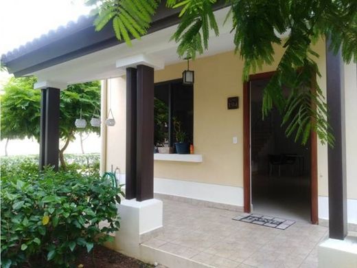 منزل ﻓﻲ Arraiján, Distrito Arraiján