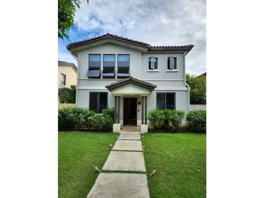 Πολυτελή κατοικία σε Arraiján, Distrito Arraiján