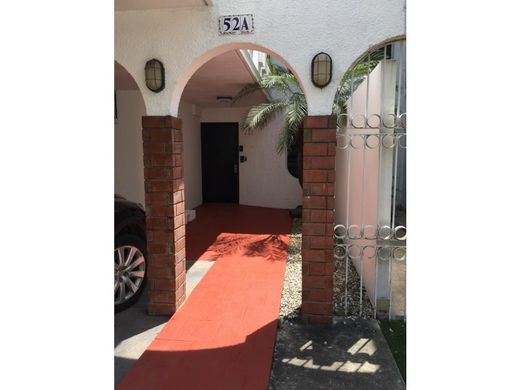 Luxus-Haus in Bella Vista, Distrito de Donoso