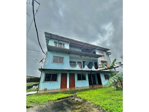 콘도미니엄 / Puerto Pilón, Distrito de Colón