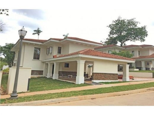 Luxury home in Panama City, Distrito de Panamá