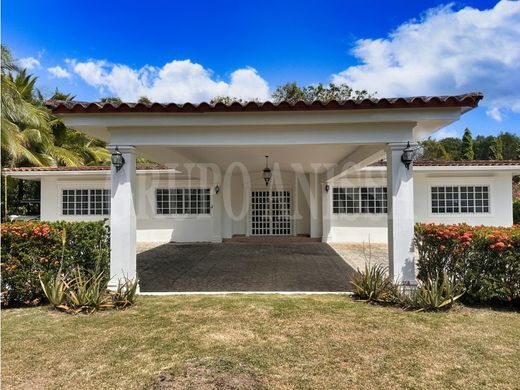 Luksusowy dom w Chame, Distrito de Chame