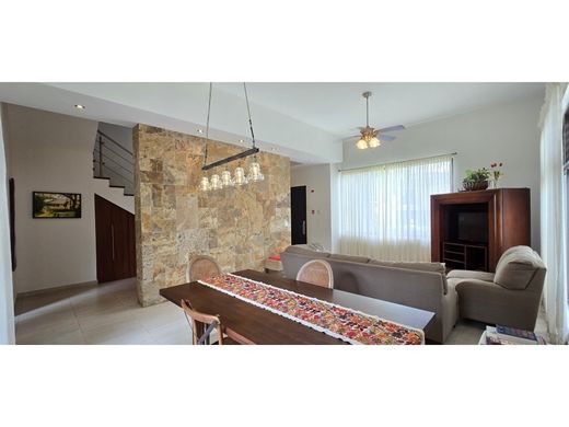 Luxury home in Arraiján, Distrito Arraiján