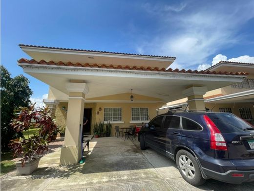 San Miguelito, Distrito San Miguelitoの高級住宅