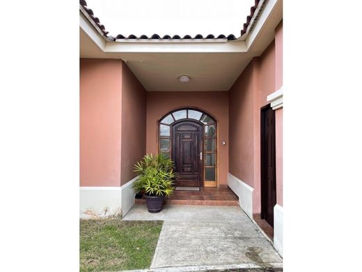 パナマシティ, Distrito de Panamáの高級住宅