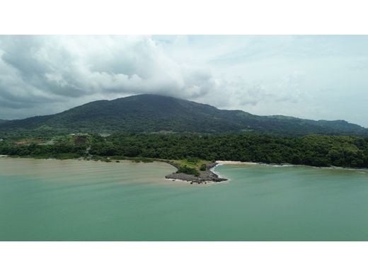 Arraiján, Distrito Arraijánの土地