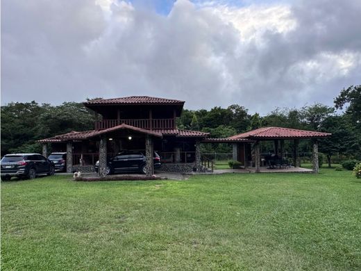 Casa de luxo - Antón, Distrito de Antón