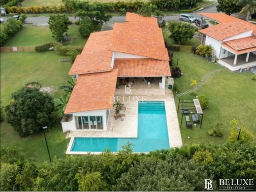 Luxury home in San Carlos, Distrito de San Carlos