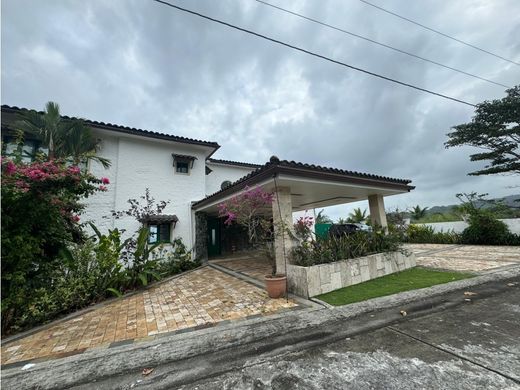 豪宅  Portobelo, Distrito de Portobelo