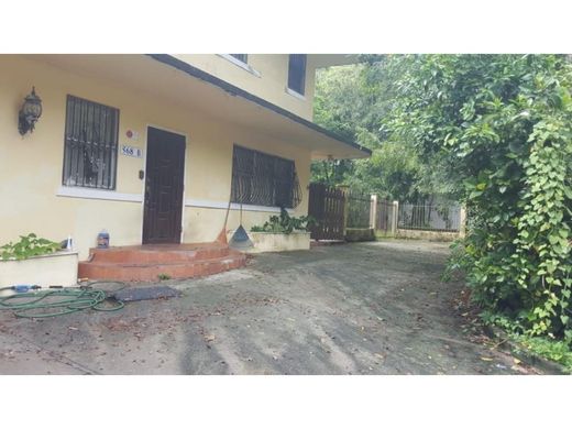 Сельский Дом, Ancón, Distrito de Panamá