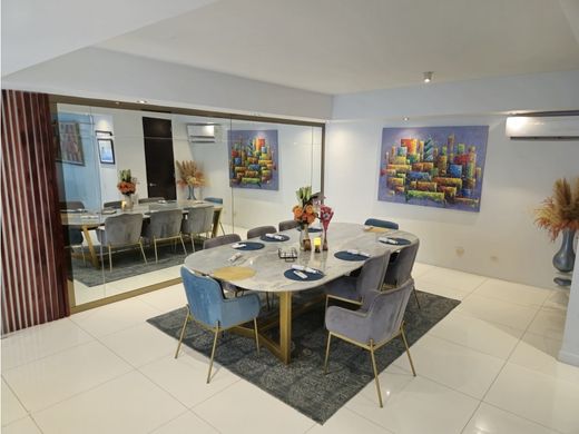 منزل ﻓﻲ بنما (مدينة), Distrito de Panamá